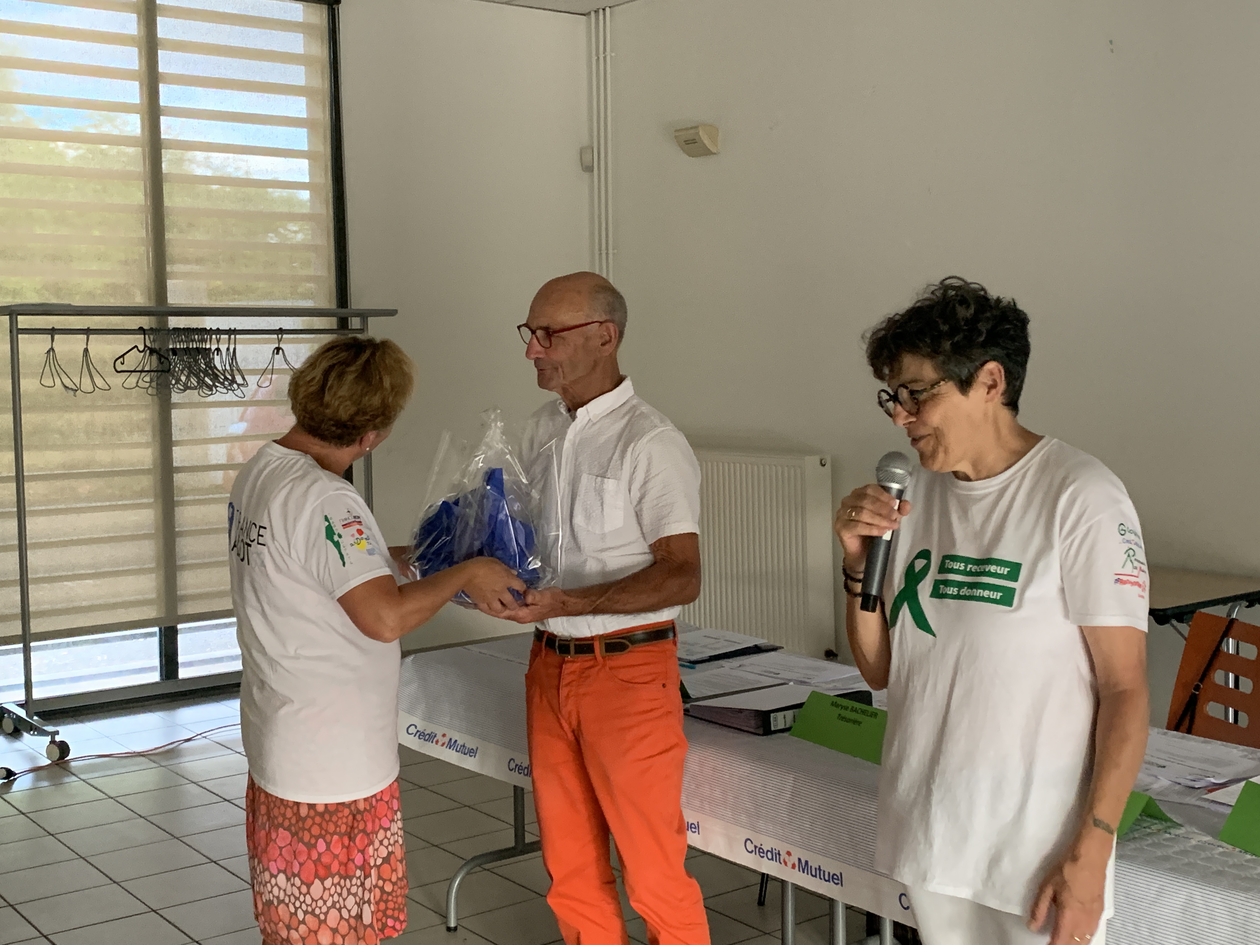 La présidente remercie des administrateurs qui quittent leur fonction
