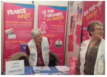 France Adot 21 Stand d'information